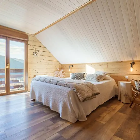 Hébergement de vacances Les Genévriers - Vue Montagne *